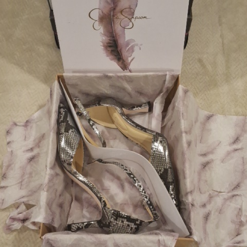 Jessica Simpson Black and Gray Snakeskin Heels